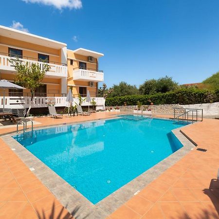كاليفيس Aphrodite Apartments المظهر الخارجي الصورة