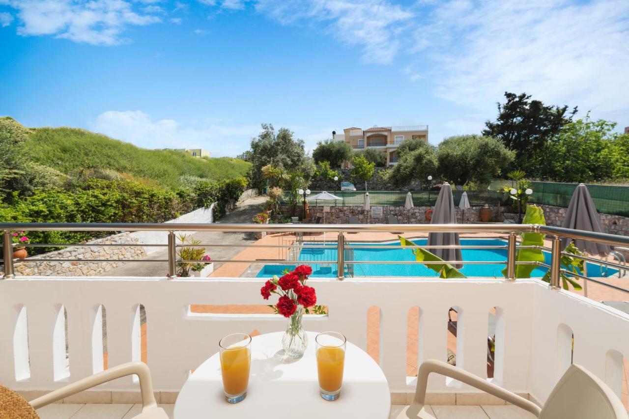 كاليفيس Aphrodite Apartments المظهر الخارجي الصورة