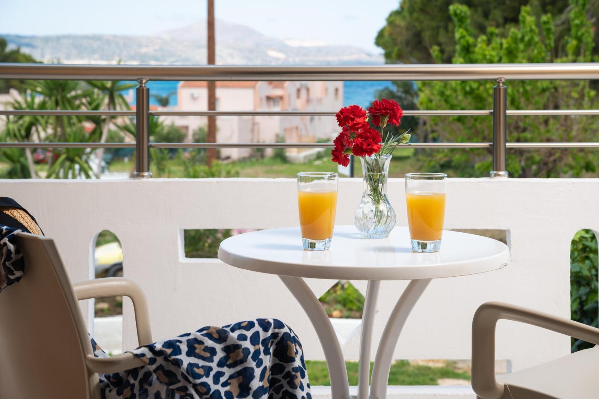 كاليفيس Aphrodite Apartments المظهر الخارجي الصورة